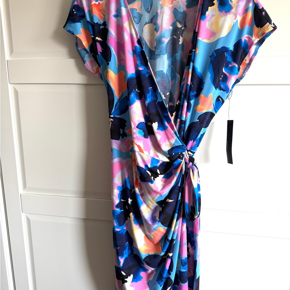 NWT Maggy London Wrap Dress Blue Pink Floral Short Sleeve Knee Length Size 14